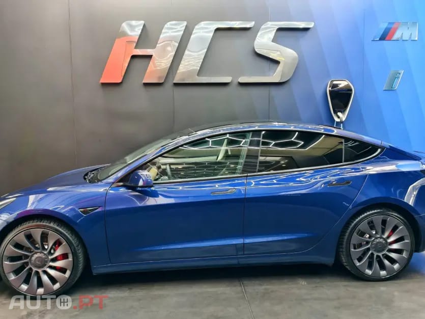 Tesla Model 3 Performance Tração Integral