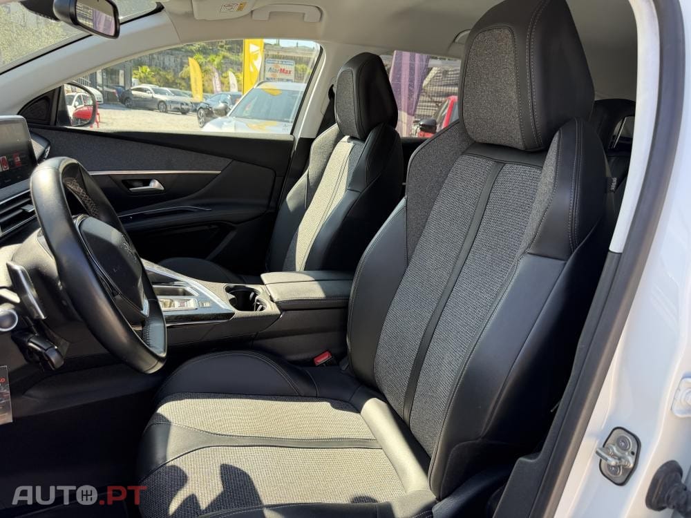 Peugeot 3008 1.2 PureTech Allure Pack EAT8