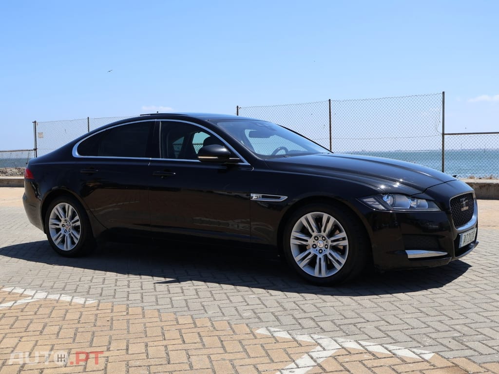 Jaguar XF 2.0 D Prestige Aut.