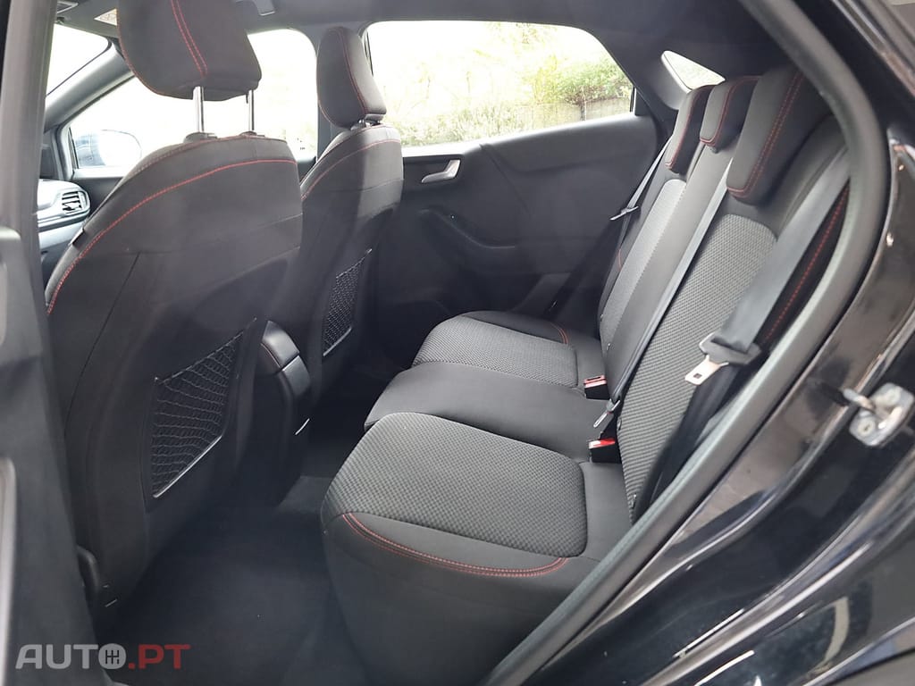 Ford Puma 1.0 EcoBoost MHEV ST-Line