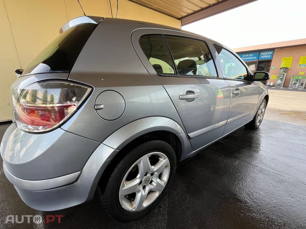 Opel Astra H