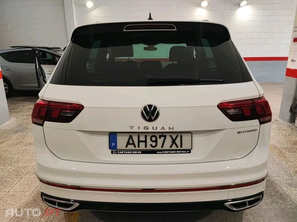 Volkswagen Tiguan 1.4 TSI eHybrid R-Line DSG