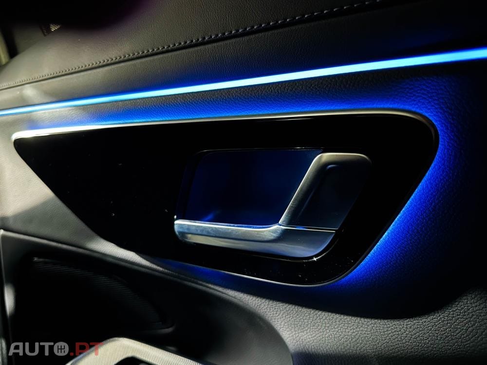 Mercedes-Benz E 300 e 9G-TRONIC AMG Line