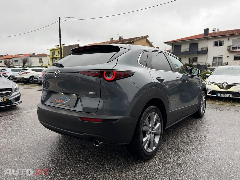 Mazda CX-30 2.0 e-Skyactiv-G Exclusive-line