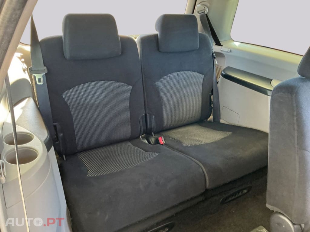 Mitsubishi Grandis 2.0 DI-D Invite