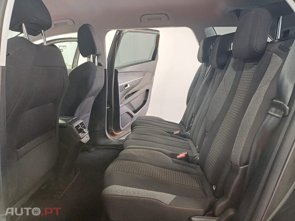 Peugeot 5008 1.5 BlueHDi Allure EAT8