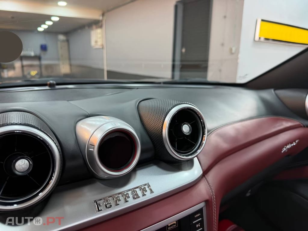 Ferrari California 3.9 V8 T