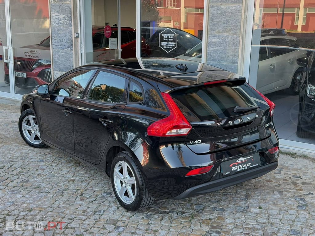 Volvo V40 2.0 D2 Kinetic