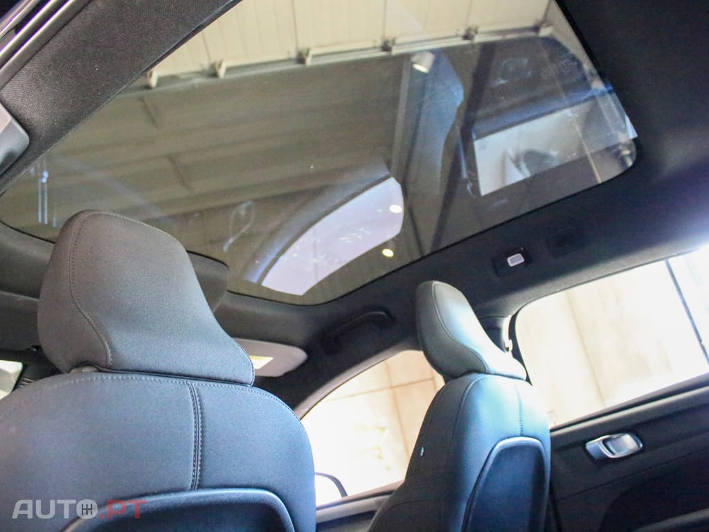 Volvo C40 Recharge Extended Range Plus