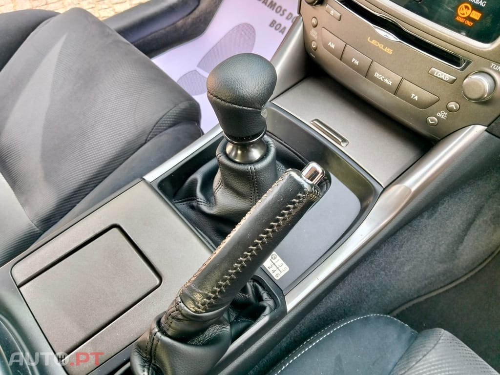 Lexus IS 220 Business c/ Pack Sport