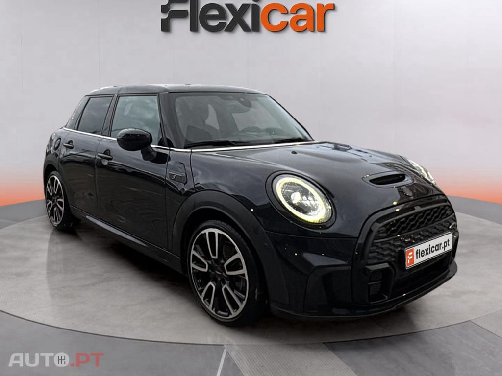 MINI Cooper Cooper S Premium JCW Auto