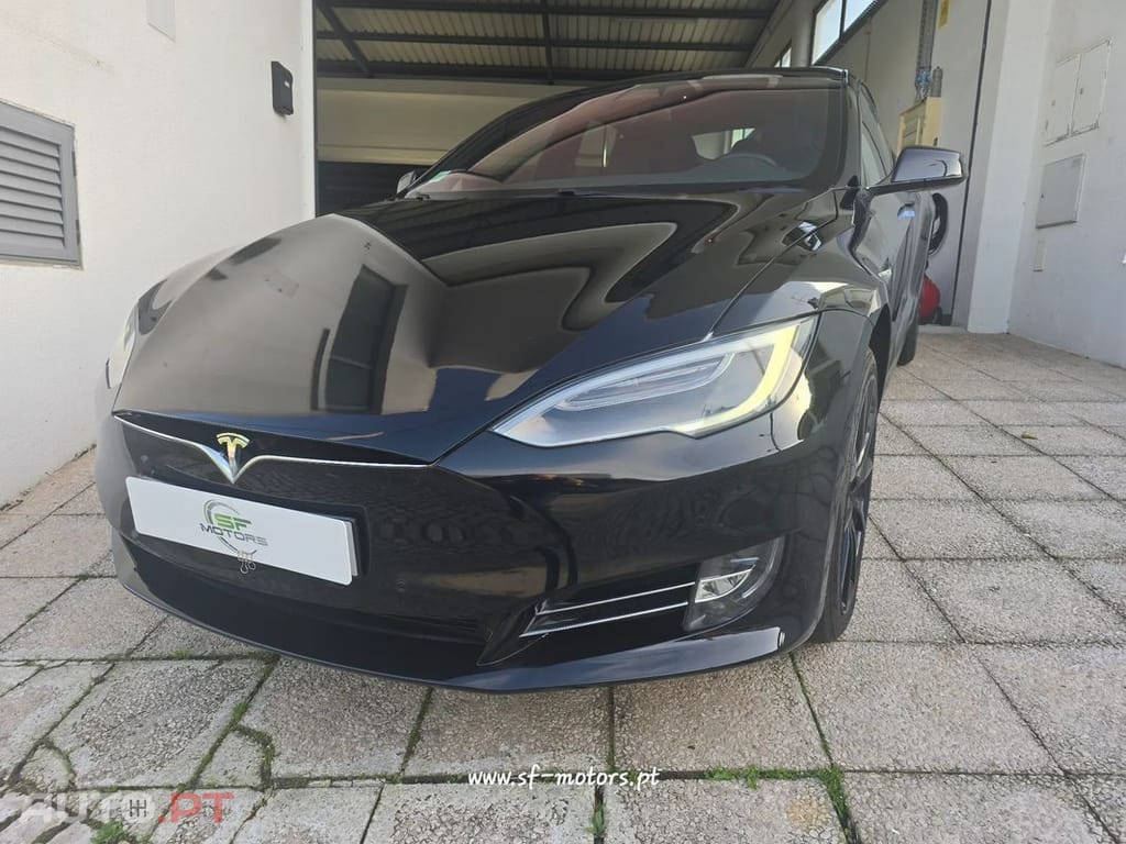 Tesla Model S 75D AWD