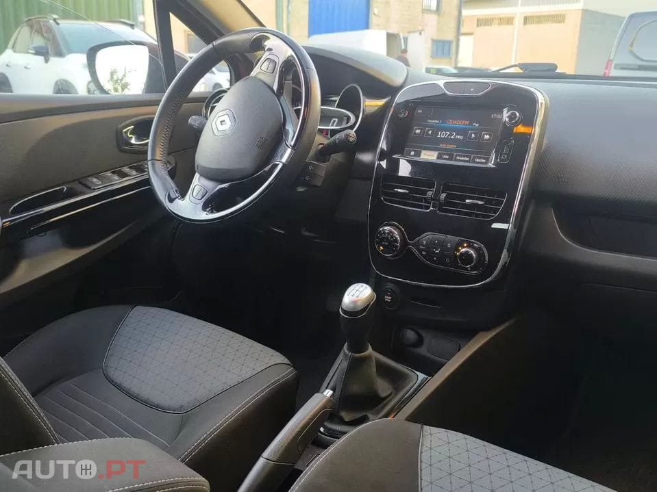 Renault Clio Sport Tourer 0.9 TCE Luxe