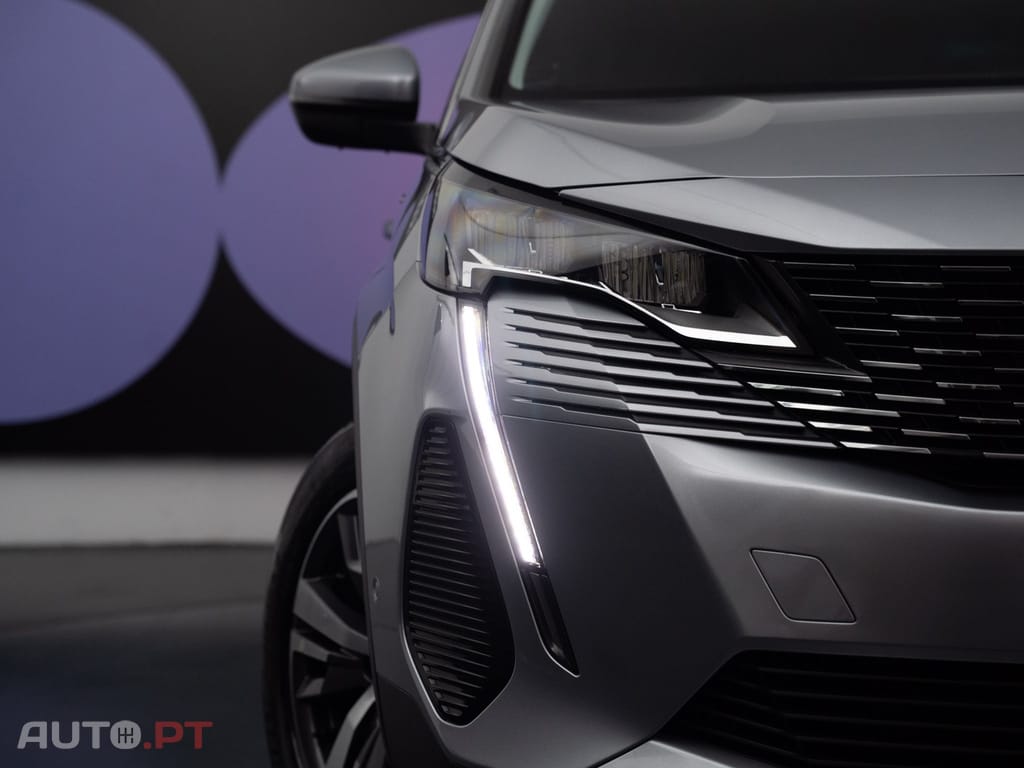 Peugeot 3008 1.6 Hybrid Allure e-EAT8
