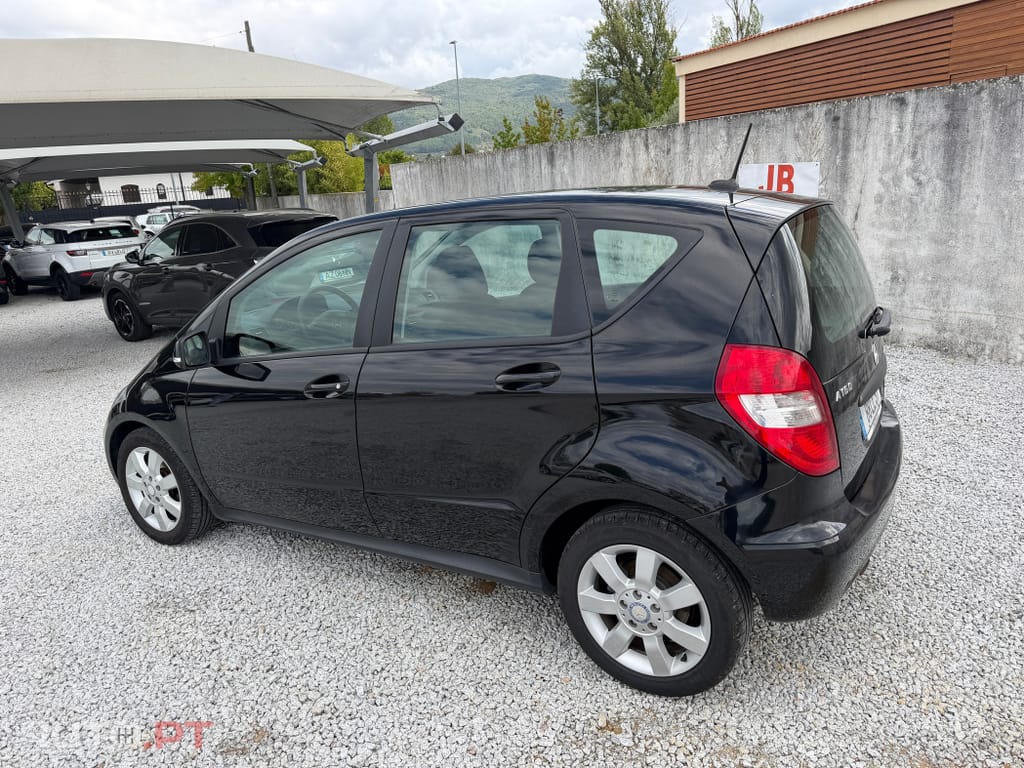 Mercedes-Benz A 160 Outro