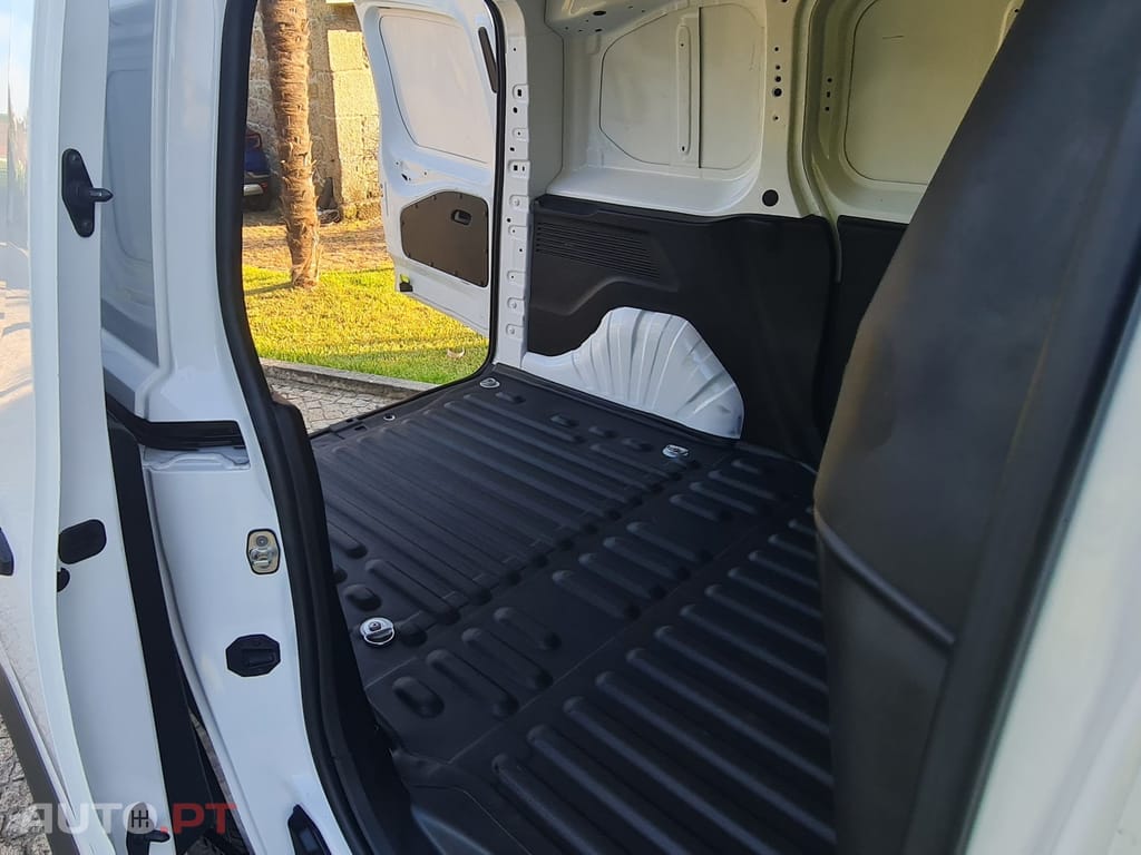 Peugeot Partner 1.6 BlueHDi Confort