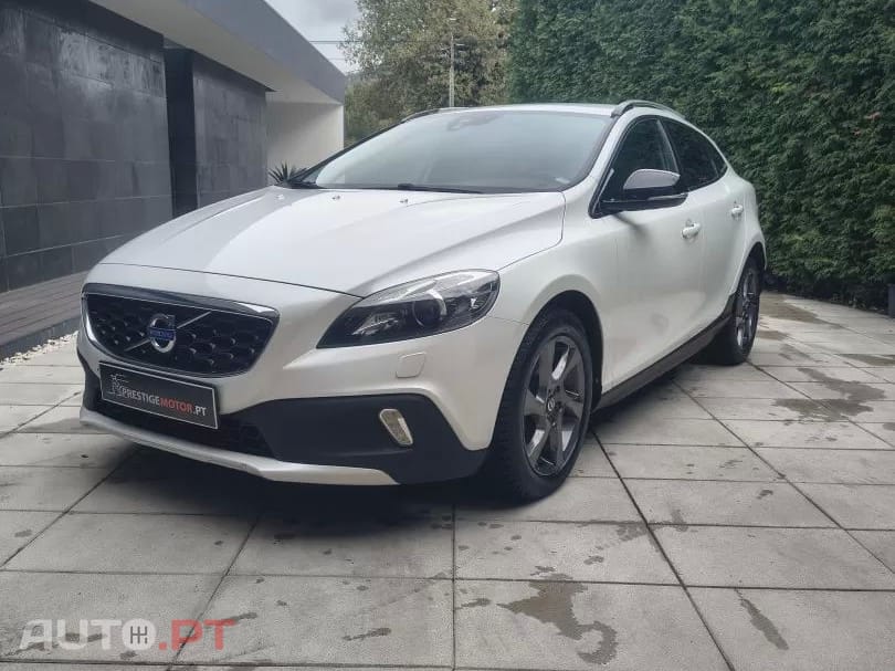 Volvo V40 Cross Country D2 You