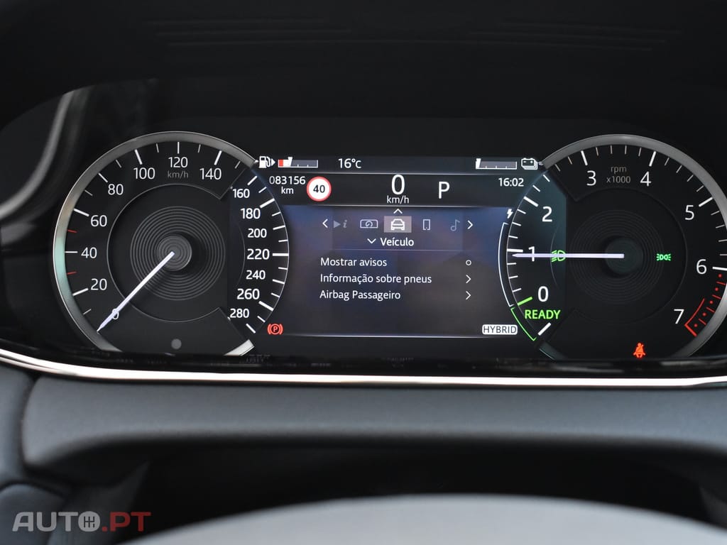 Land Rover Evoque 1.5 P300e AWD R-Dynamic SE Auto