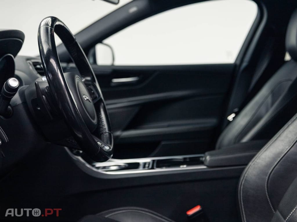 Jaguar XE 2.0 D R-Sport Aut.