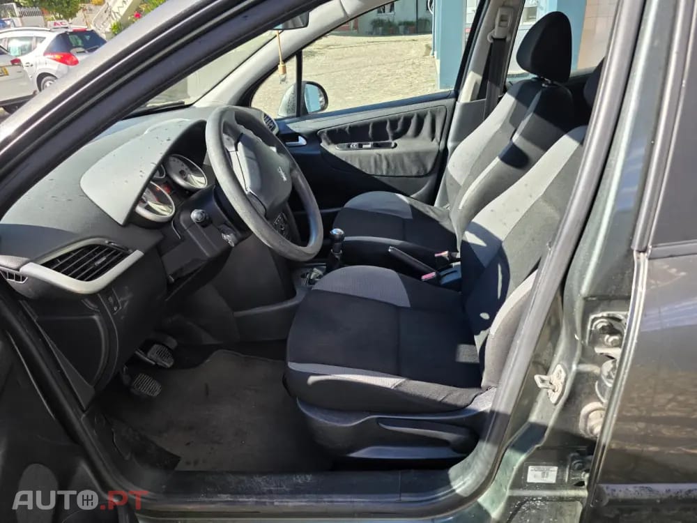 Peugeot 207 1.4 HDi Active
