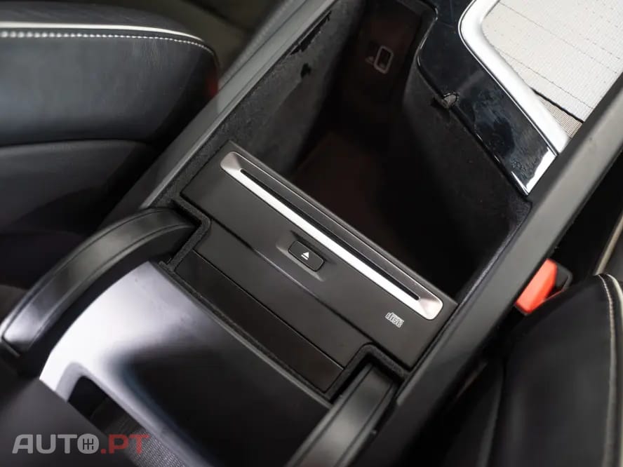 Volvo XC90 2.0 D4 R-Design