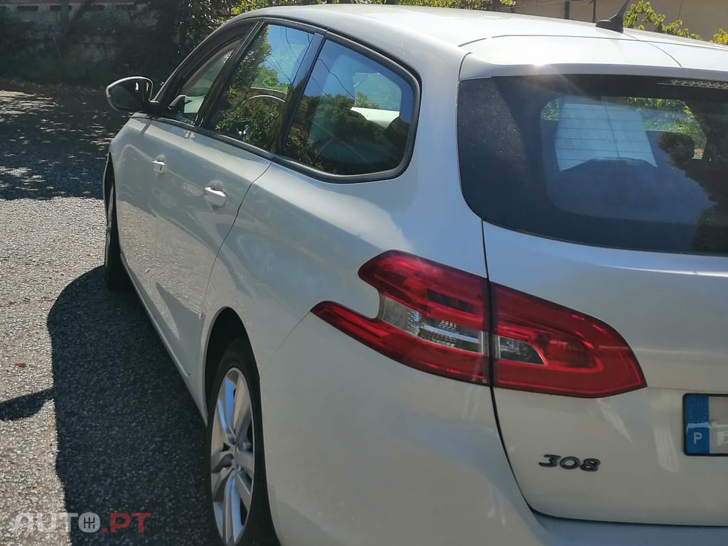 Peugeot 308 Bluehdi