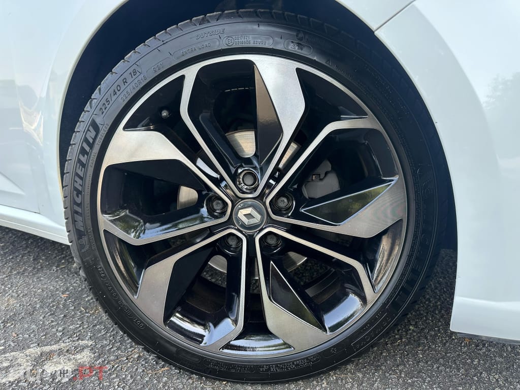 Renault Mégane 1.2 TCe GT Line EDC J18
