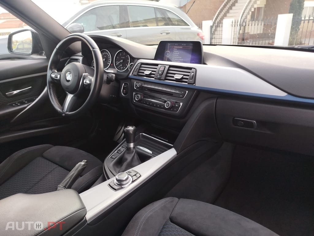 BMW 320 d Touring Pack M