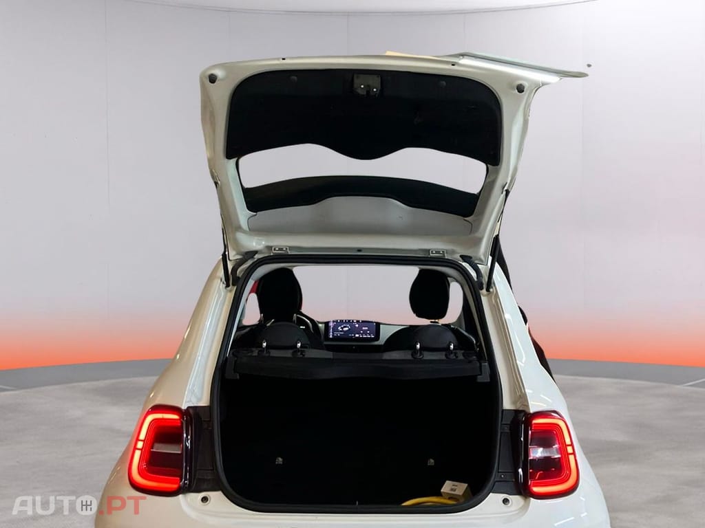 Fiat 500e Icon Plus 42 KWh