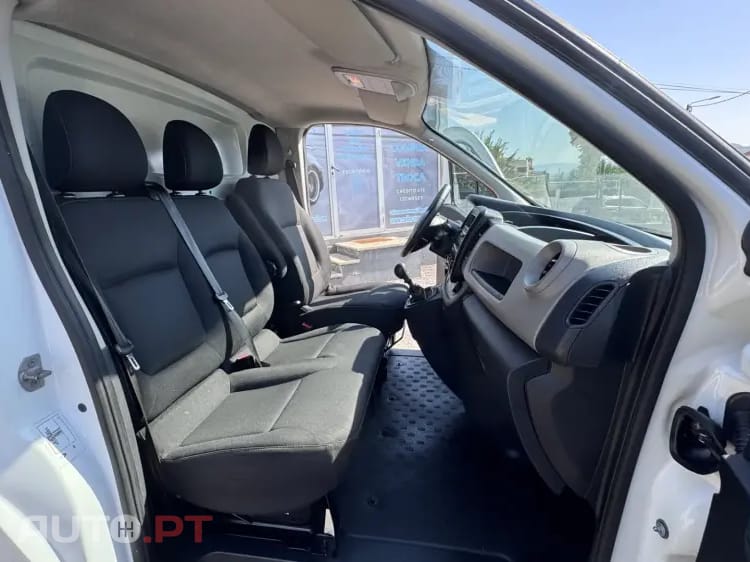 Renault Trafic 1.6 dCi L2H1 1.2T SS