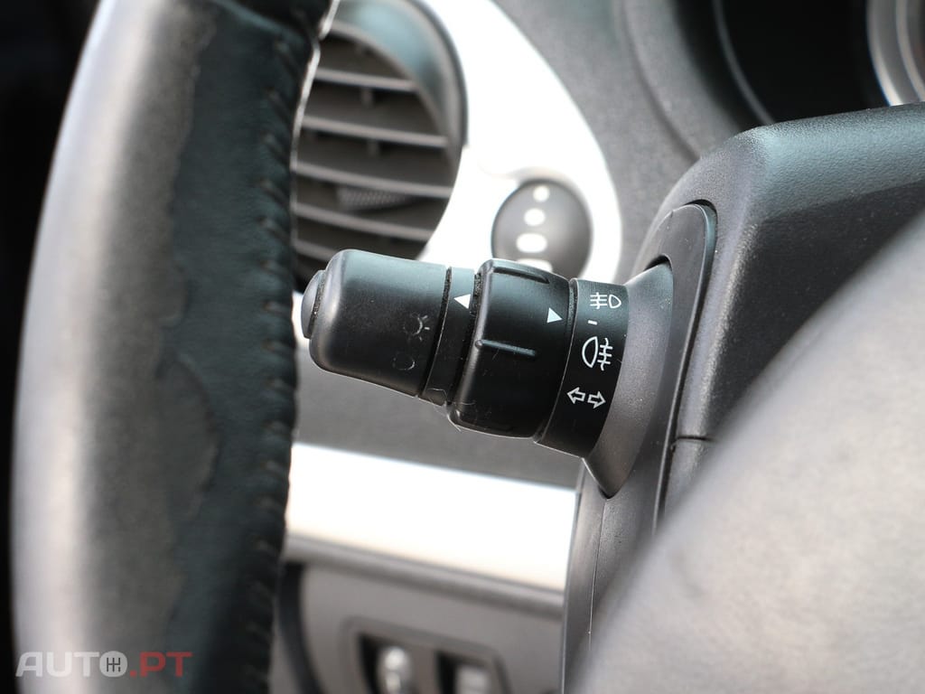 Renault Clio 1.2 16V Confort