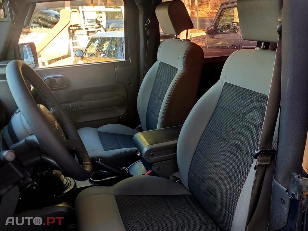 Jeep Wrangler 2.8 CRD DPF Sport