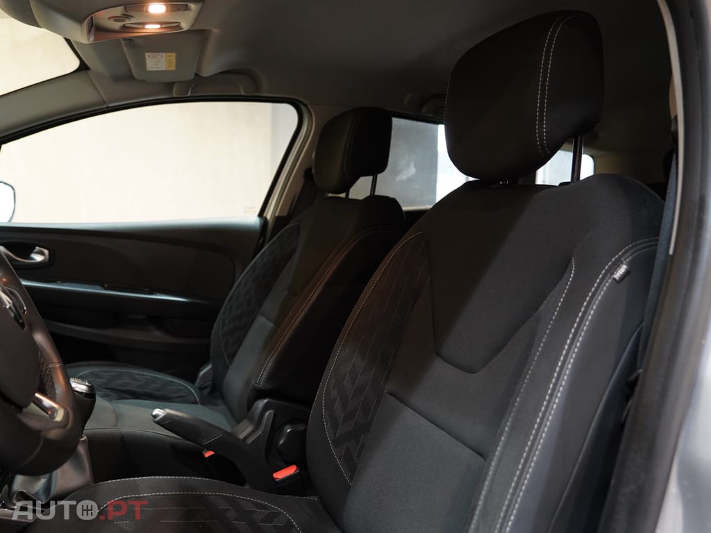 Renault Clio Sport Tourer 0.9 TCe Limited
