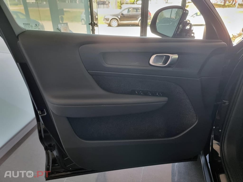 Volvo XC40 1.5 T4 PHEV Inscription Expression