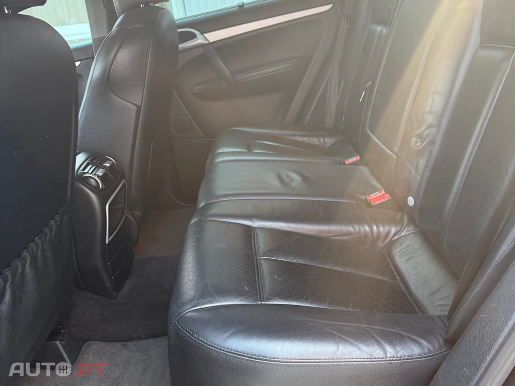 Porsche Cayenne Tiptronic