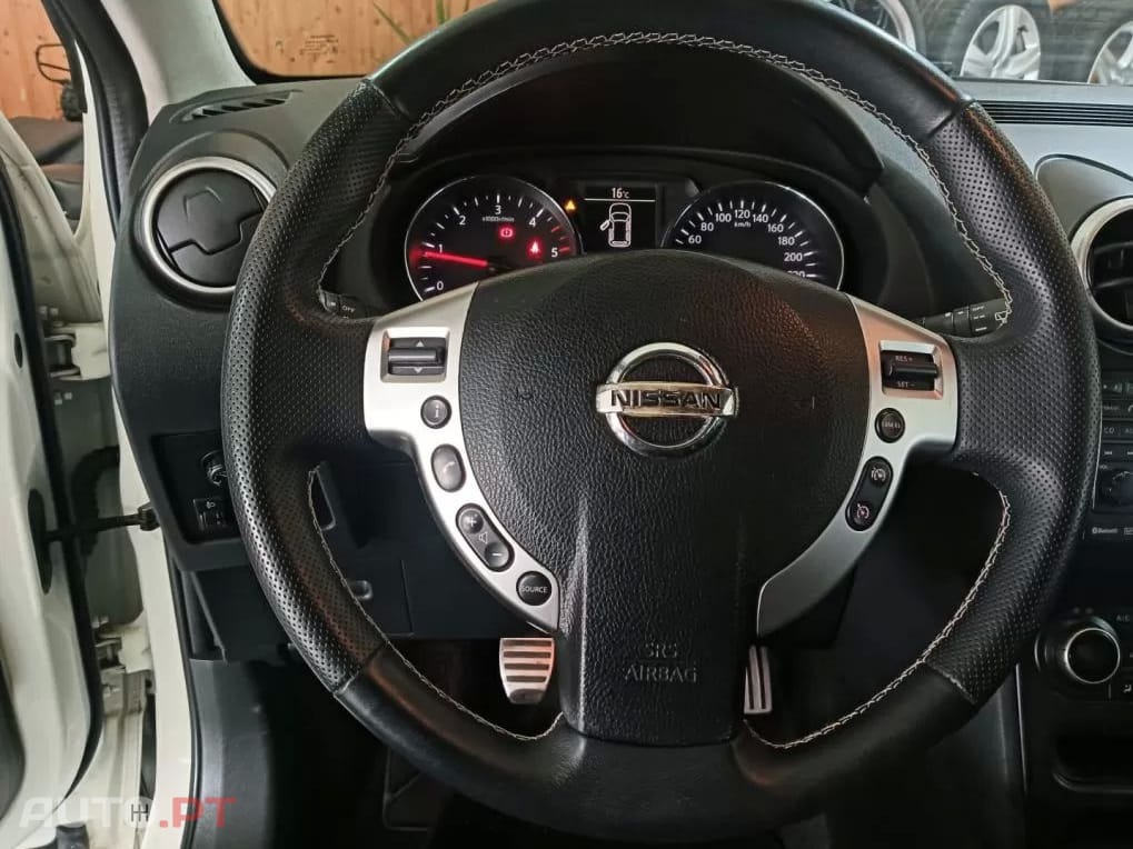 Nissan Qashqai 1.5 dCi Tekna Sport 17
