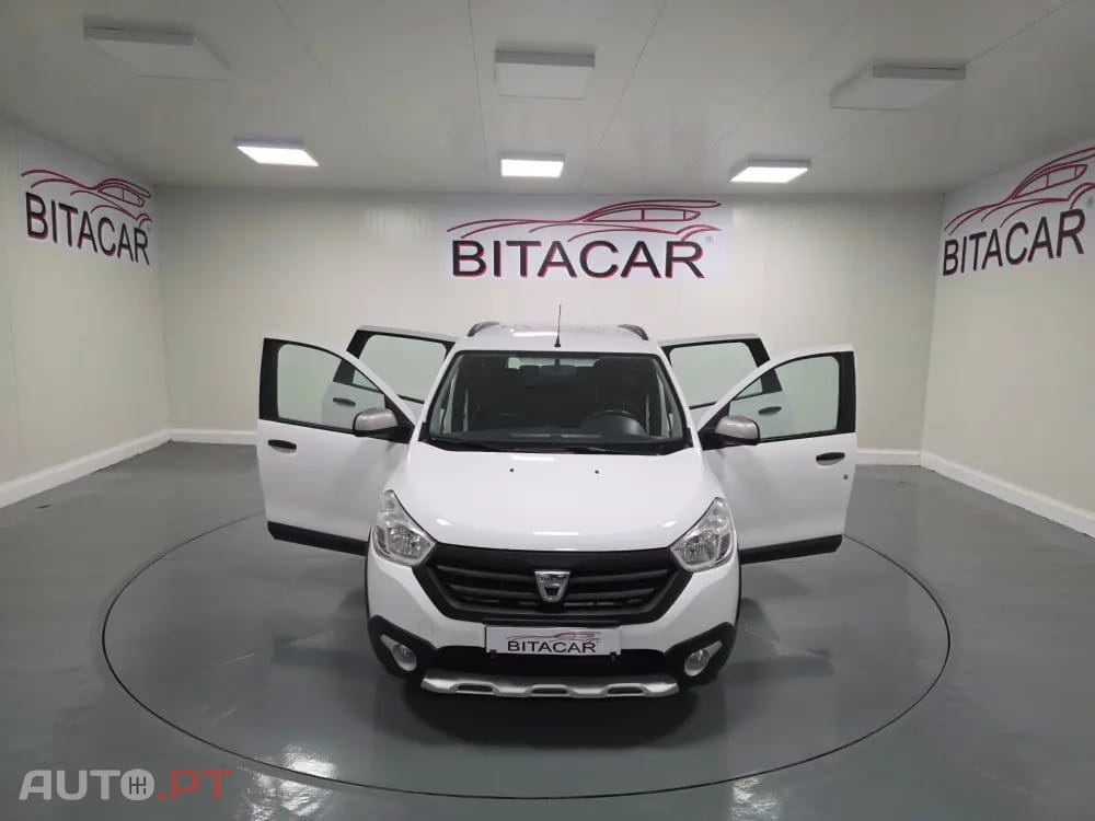 Dacia Lodgy 1.2 STEPWAY