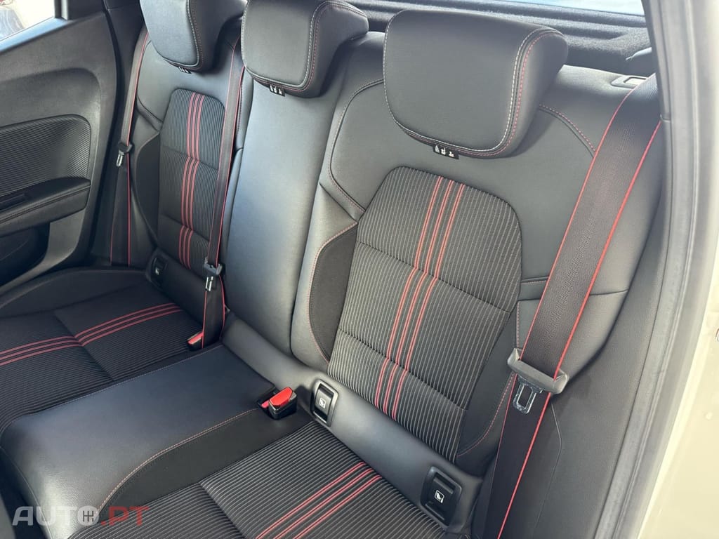 Renault Clio 1.0 TCe RS Line