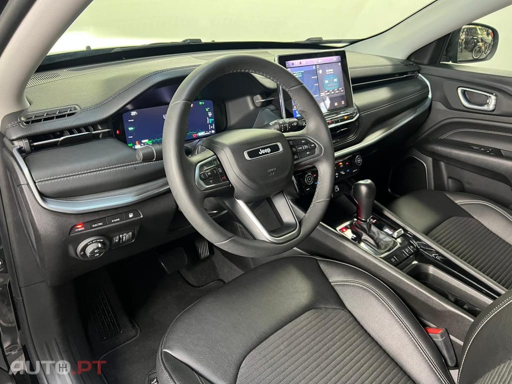 Jeep Compass Limited 1.3 TG Plug In Hybrid 4Xe