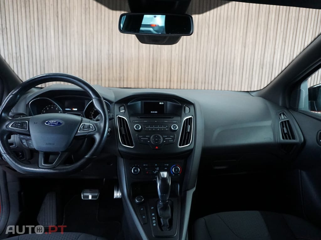 Ford Focus 1.5 EcoBoost S&S Aut. ST-LINE X