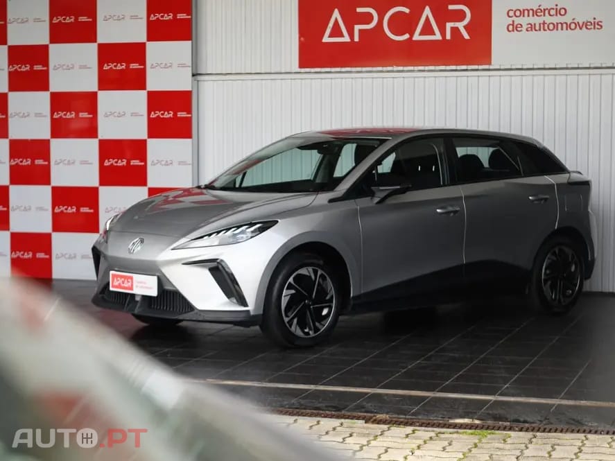 MG MG4 51 kWh Standard