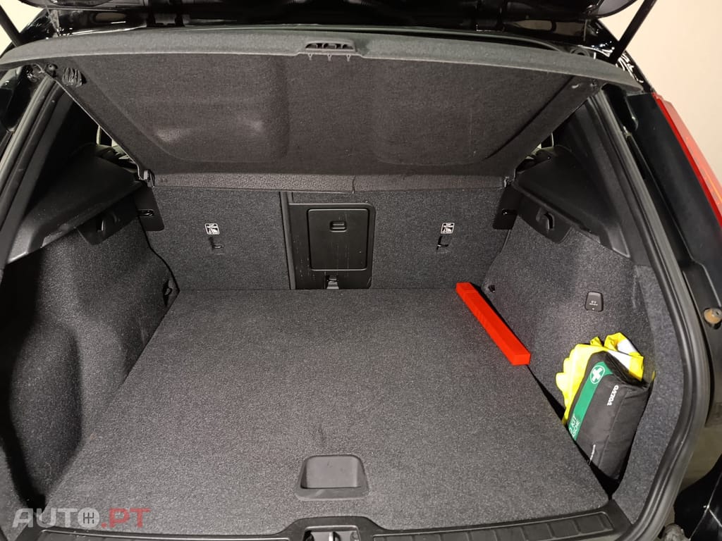 Volvo XC40 1.5 T2 Momentum Aut.