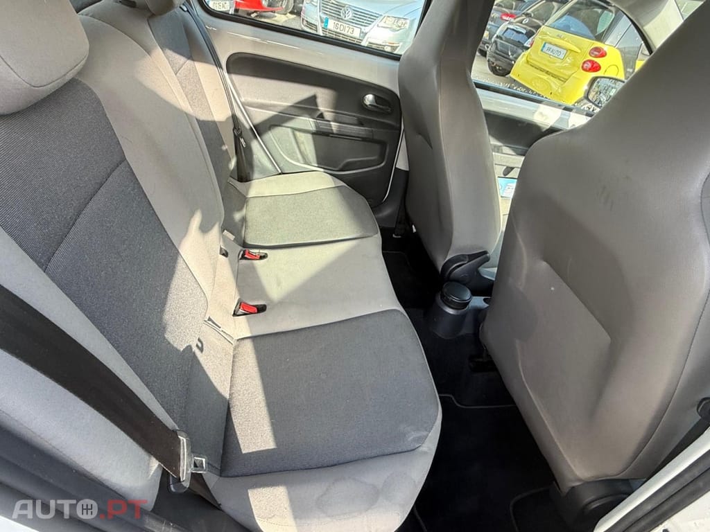 Volkswagen Cross Up! 1.0