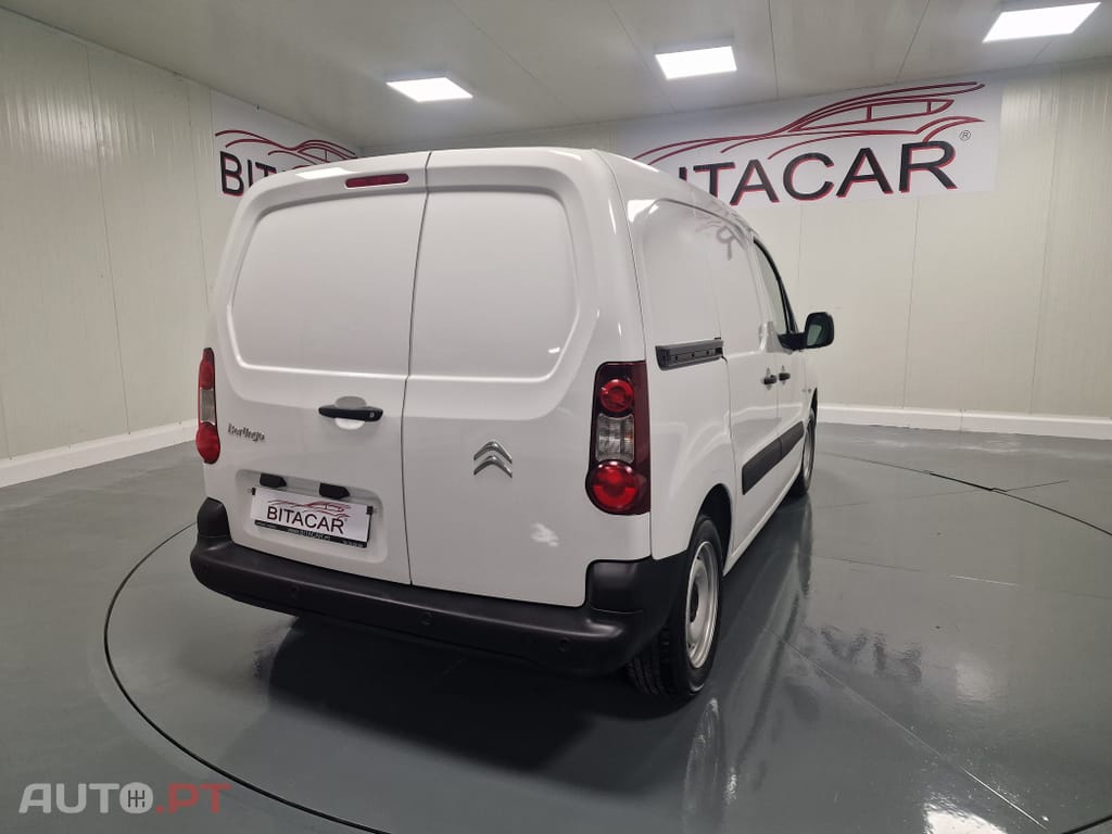 Citroen Berlingo 1.6 BLUEHDI IVA DEDUTIVEL APENAS 15.000KMS