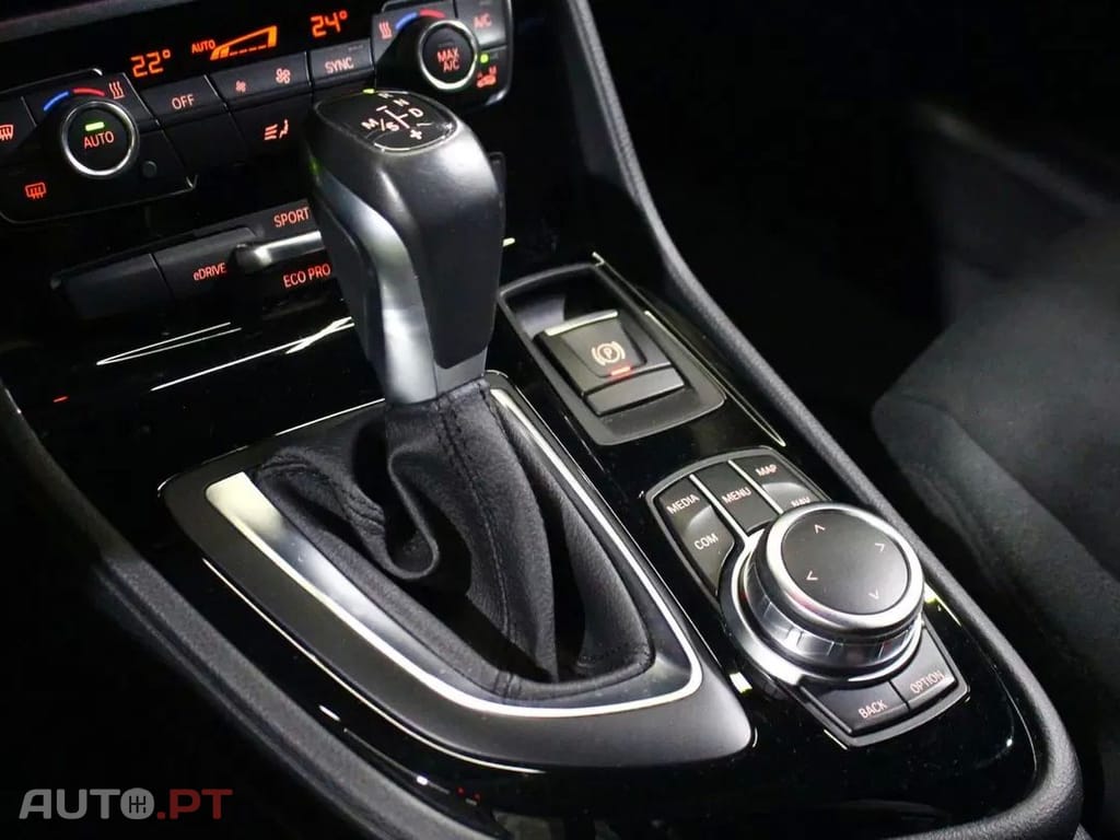 BMW 225 Line Luxury