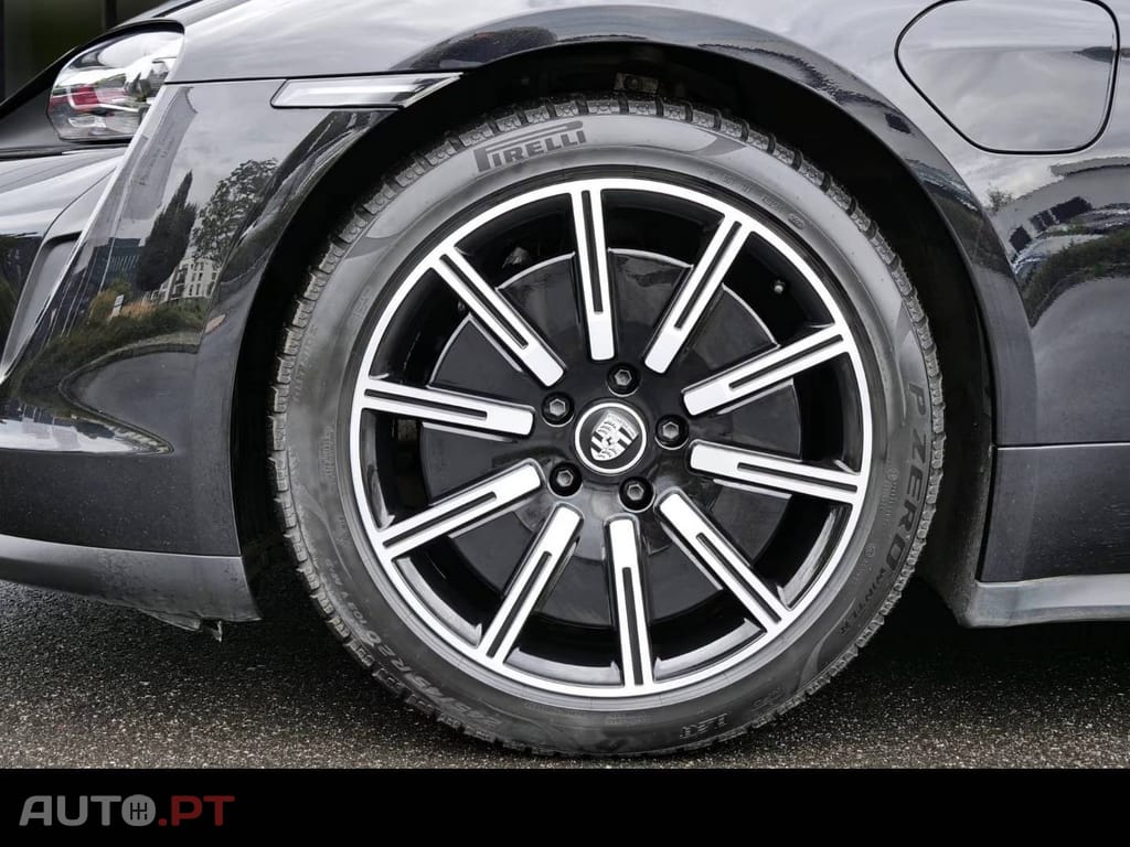 Porsche Taycan Bose