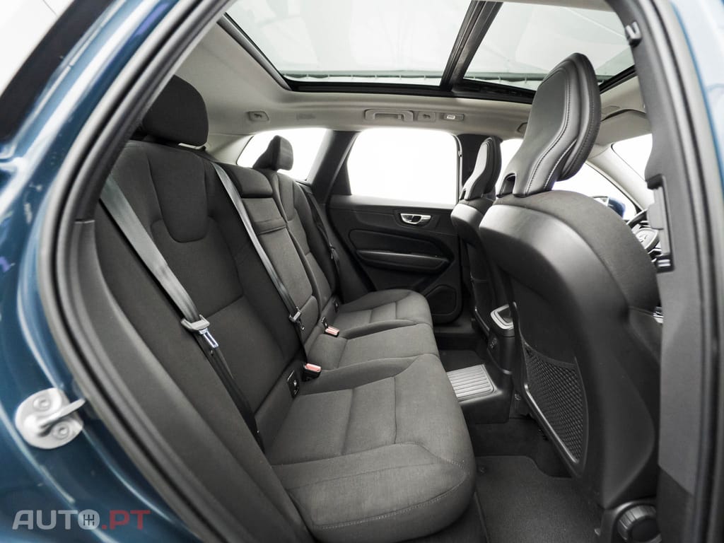 Volvo XC60 2.0 T6 PHEV Inscription Expression AWD