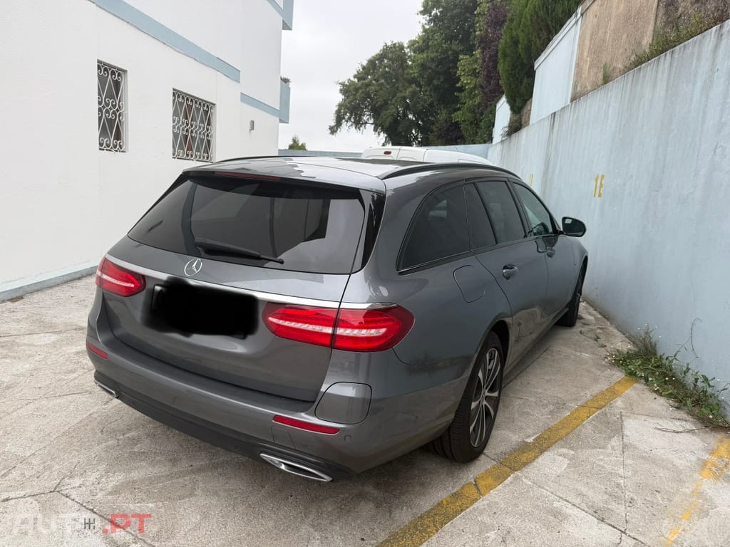 Mercedes-Benz 300 Carrinha