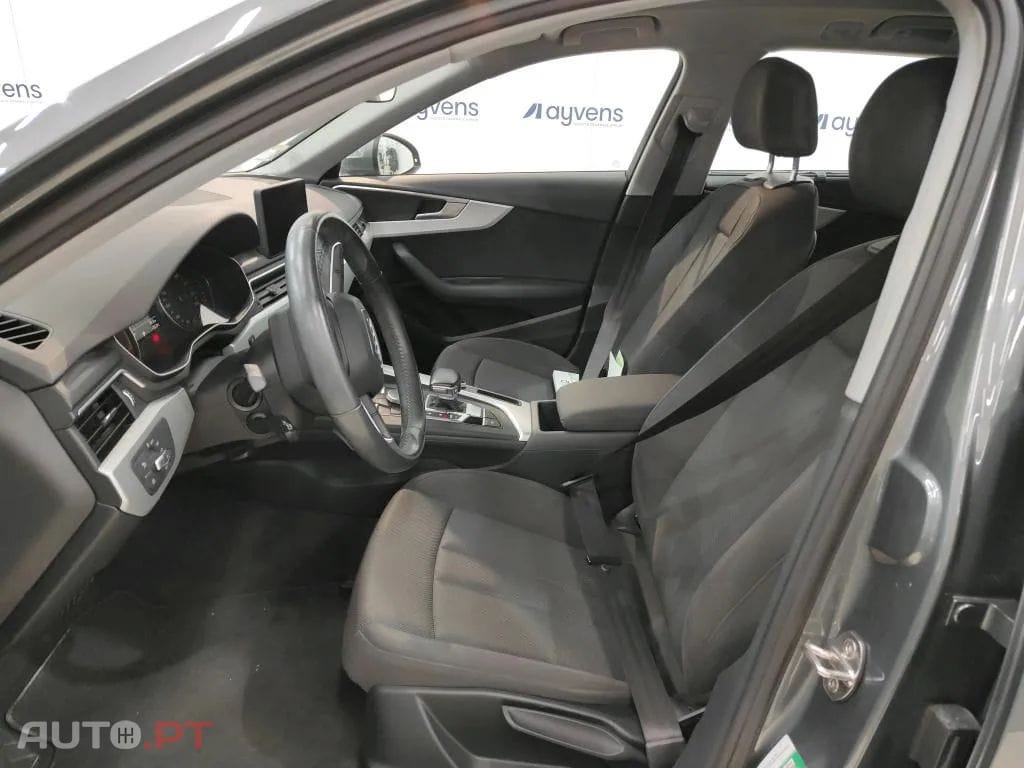 Audi A4 Avant 2.0 TDI S tronic
