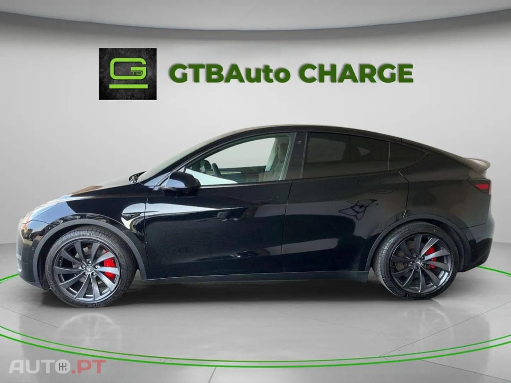 Tesla Model Y Performance Dual Motor AWD